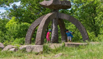 Chemin Fais'Art - Sculptures en pierre de Volvic