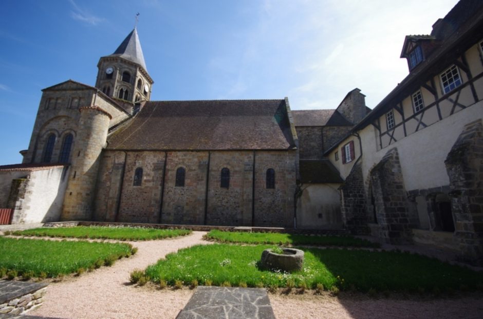 © Abbaye de Menat - OT Combrailles