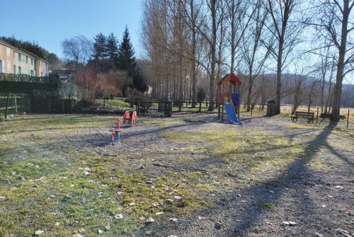 Aire de jeux - Pontgibaud