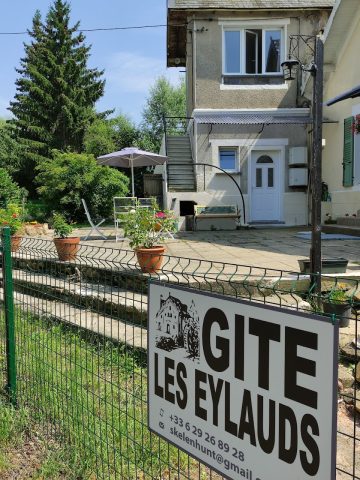 © Gîte Les Eylauds Pionsat - Lesley