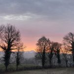 © Vue de la terrasse sur la chaîne des Puys - Juliette Richetin