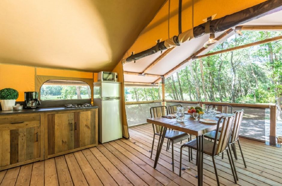 © Lodge ambiance safari - SAS PALUVI