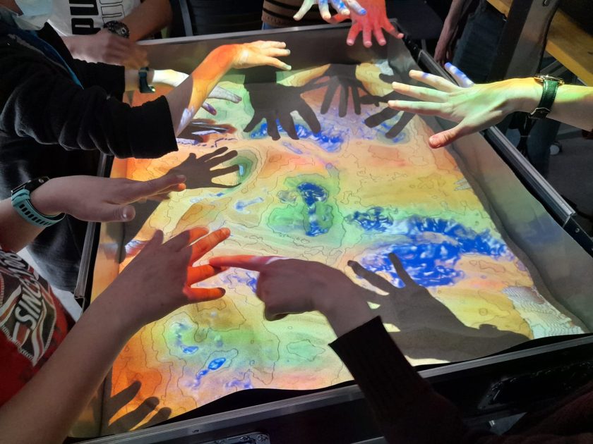 © Festival Connexions 2025 - Animation BASILE Avec Astu’sciences_Combronde - libre de droit