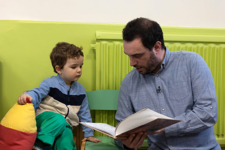 © Festival Connexions 2025 - Animation Espace bébé lecteur : plongez dans l'univers de la collection Ouvrez, ouvrez les livres aux bébés_Lezoux - libre de droit