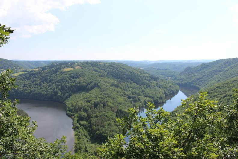 © Belvédère d'Andrivet_Miremont - Panorama sur le méandre du Sioulet