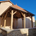 © Nouvelle halle dans le vieux Montaigut - Pascale Dumas