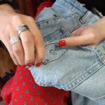 © Atelier broderie sur jean - Breudaira Camille Serre