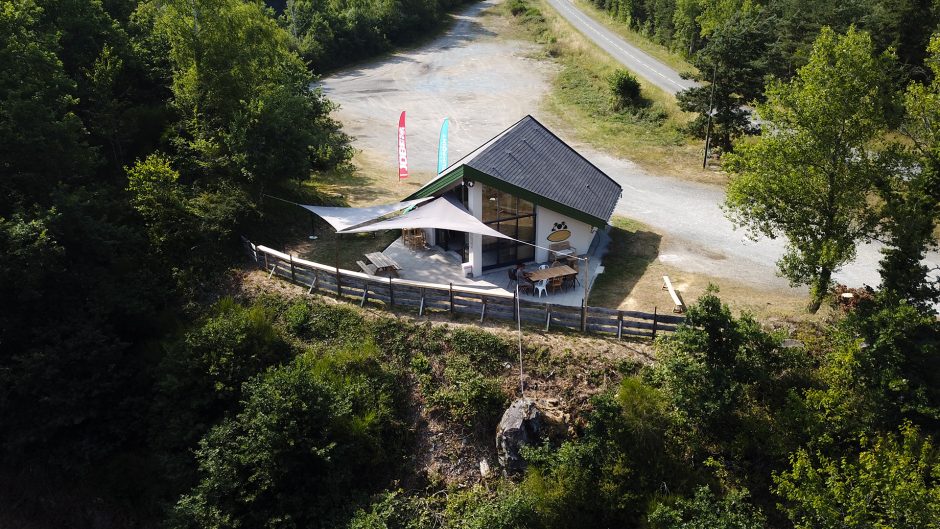 © Façade avant - Le Rendez-vous