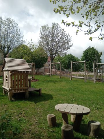 © Aire de jeux du foirail_Servant - Mairie de Servant