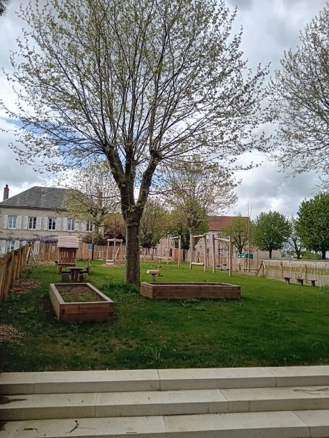 © Aire de jeux du foirail_Servant - Mairie de Servant