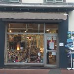 © Façade boutique Marchand de cailloux Pontgibaud - Marchand de Cailloux