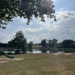 © Aire de jeux - Plan d'eau de la Bregirolle - Christian AUZEL