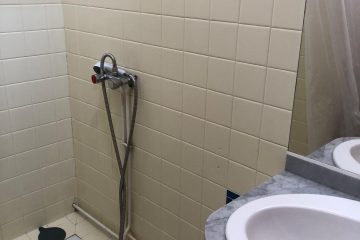 © Salle de bain - SGH Camp