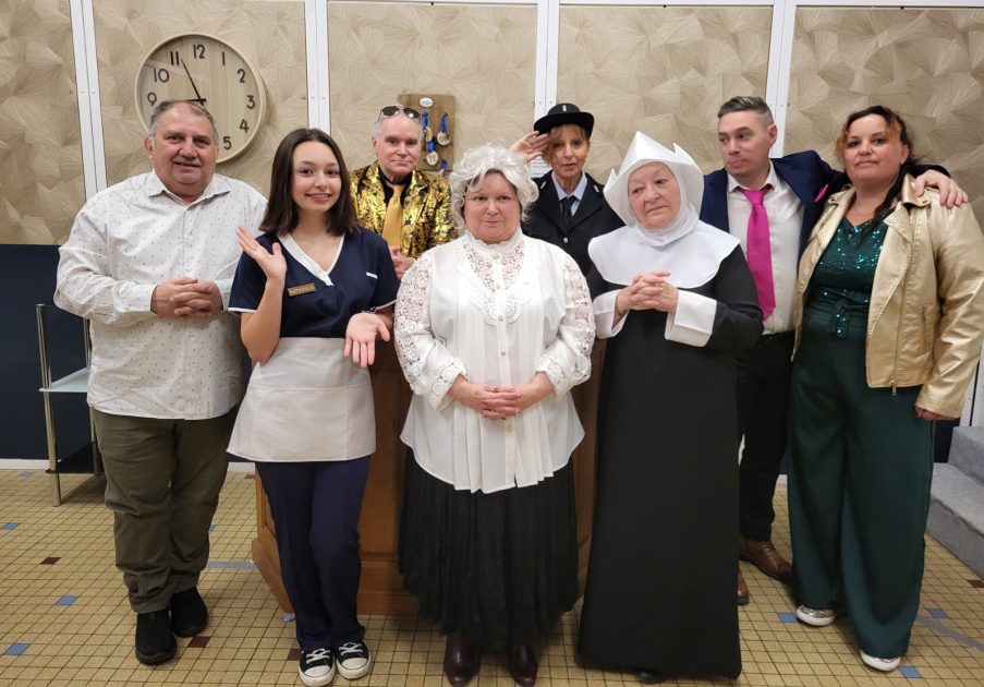 © Soirée Théâtre - Les Coqueluches