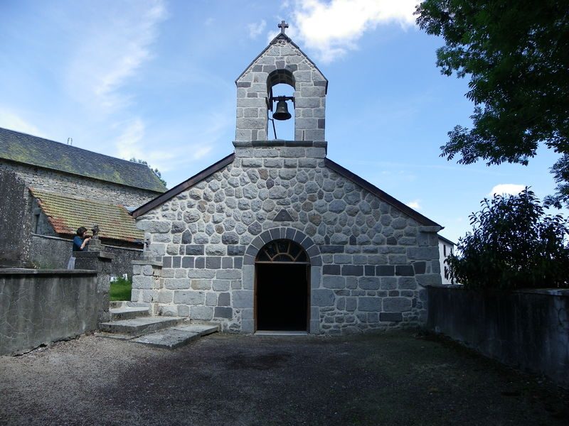 © Prondines Chapelle de l'Eclache - M. Miconnet