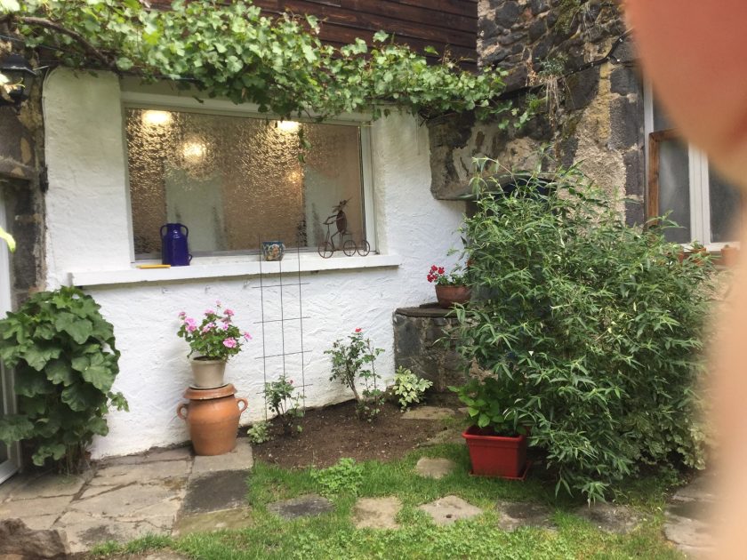 © La tour aux Chausses - Touzac Andrée