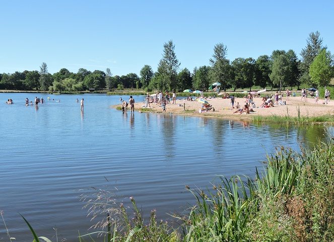 Baignade dans les Combrailles